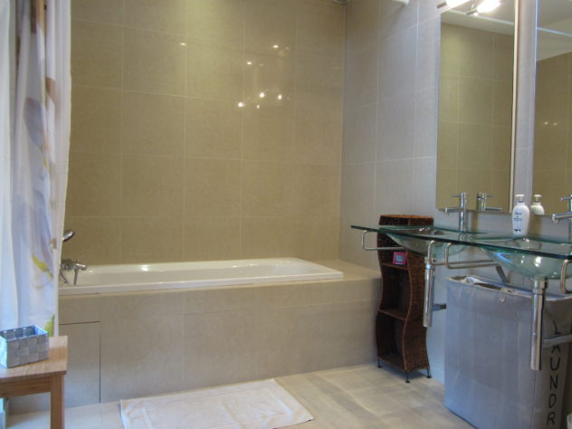 Le Manoir de Pleac Le Manoir de Pléac - Grand Gîte SDB 2 (03)(132)